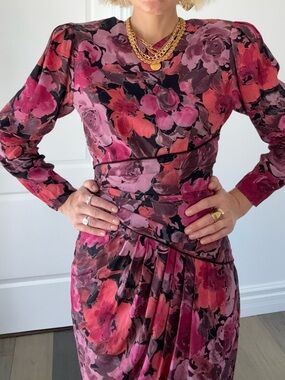 Vintage Barbara-Barbara Floral Pink and Black Long-Sleeve Ruched Dress/Size 10/6